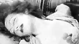 بنات انسات نايمه سكس