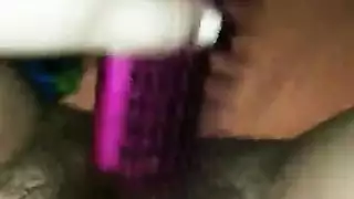 الفتيات الساخنات مرتديات الوشاح تأخذ قضيبًا ضخمًا من الفحل المسيطر