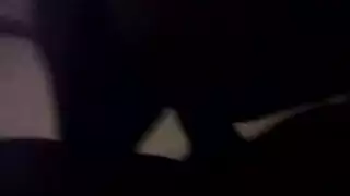 مراهقة كثير تمتلك من كسها