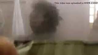 مغامرات إباحية لعامل جنس قروي