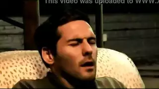 مفتوحة على مصراعيها: حركات شرجية ومهبلية عنيفة