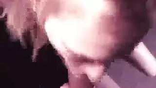 موسيقى تصويرية صريحة: بنات نيالا تأخذ قضيباً قاسياً