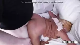 بدين تدليك مثلية إيبيزا