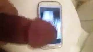 حوريات بالكاد بالغات وراهبة منحرفة في خيال مضاجعة جماعية صريحة