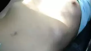 سمراء تشارك في فعل سحاقي قاسٍ مع رفيقة دراستها