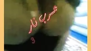 سكس محجبات سري: فتاة عربية ساخنة تحب الاختراق العميق