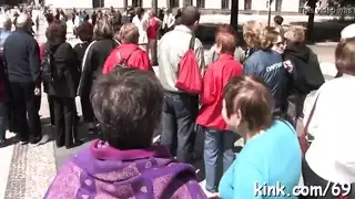 رغبة مراهقة في الجنس والإشباع الفموي المجاني