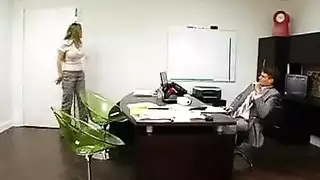 موظفين ينيك مديره