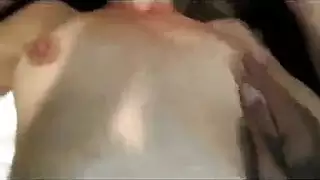 فرج جميل يتم دقه في جنس عنيف