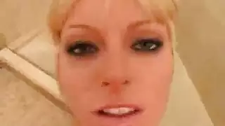 إباحية عالمية صريحة: مشاهد جماع وهمسات مترجمة