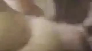 ميلف ترتدي الكاكي تخلع ملابسها وتضاجع نفسها في كل غرفة بمنزلها