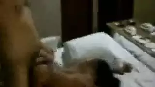 أثداء ضخمة تتعرض للضرب بقوة