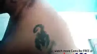 جلسة مص حسي تؤدي لقذف على الوجه وبلعه