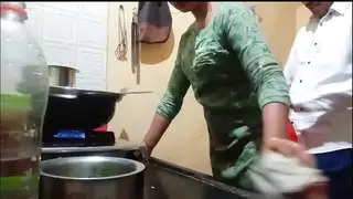 من وجبة لذيذة إلى جنس شرجي إباحي عميق