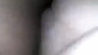 يتحول كشك التدليك الخاص إلى حفلة جماع لهذه الفتاة السمراء