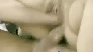 تتناك المحجبة من العامل علي السلم