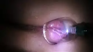 زوجة ساخنة تأخذ قضيبًا ضخمًا في ريمكس إباحي عنيف