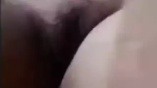 إباحية ربة منزل عتيقة: فرج عجوز يمسك بقضيب مُتجعد