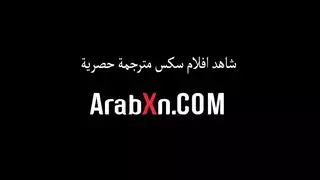 امرأة أكبر سنًا تعلمني ممارسة جنس كلبي خشن