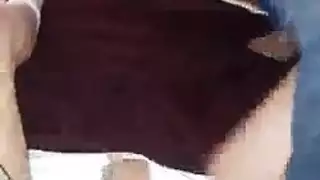 ساندرا الجائعة للسائل المنوي تبدأ جلسة جنس عفوية أمام الكاميرا