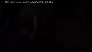 عاهرتان مثلثان تتبادلان ركوب قضيب رجل محظوظ