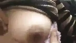 عشر فتيات يغتصبون بنت