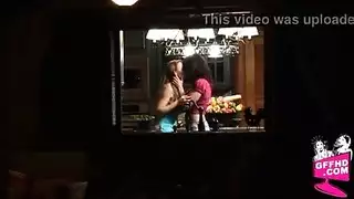 رجل للبس ملابس نسا ويدخل بنات ونيج قصب سكس عرب