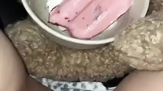 المرة الأولى لفتاة عربية عذراء: بي بي سي قاسي في الولايات المتحدة