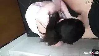 شريط جنس سري لأخ وأخته في الحمام