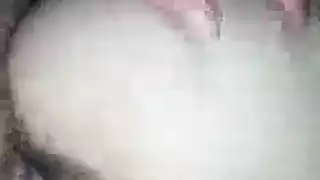 خمسة أزواج يتبادلون الزوجات سراً لحفلة جنسية جامحة في الحي