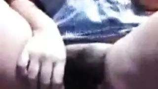 سمراء مثيرة تحصل على قذف على وجهها من قضيب كبير