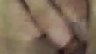 ضعف المتعة: فرجان مغطيان بالسائل المنوي