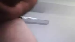 ميلف شقراء مثيرة سارة جاي تتوق لقضيب الصباح