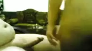 جنس حيوانات إكس إكس إكس يظهر بنات مع كلاب وخيول